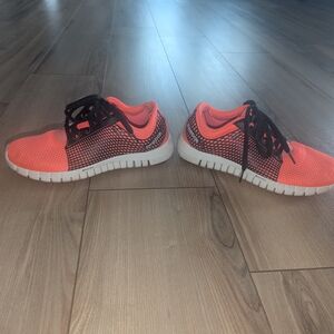 Reebok Nanoweb Neon Orange and Black Athletic Shoes.